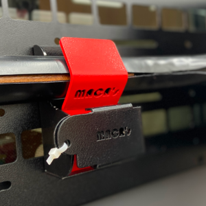 Sujeta palas, hachas y herramientas